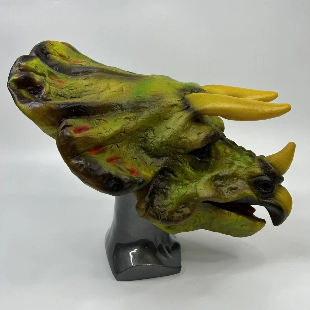 Cesar DINOSAUR TRICERATOPS Vintage 1987 Vinyl Mask Green EUC Halloween‎